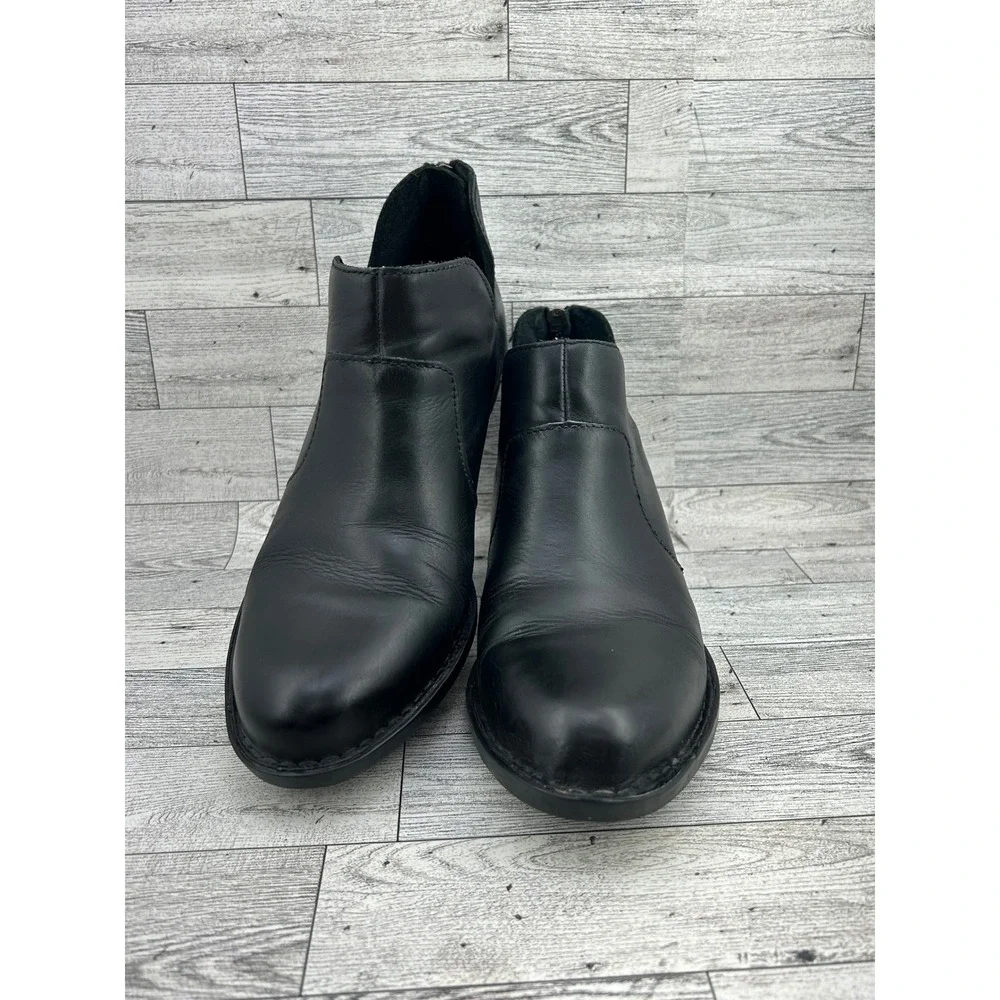 Born Kerri Black Leather Ankle Boots Block Heel Rear Zip D89903 Women Sz 9M - Picture 2 of 14